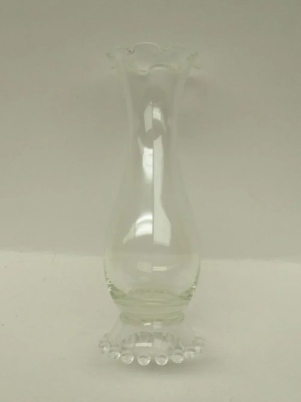 Imperial Elegant Glass Crystal CANDLEWICK 5 7/8 Inch High Flower Bud Vase